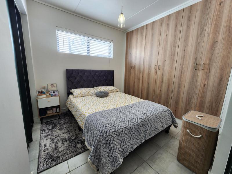 To Let 1 Bedroom Property for Rent in Gordons Bay Western Cape